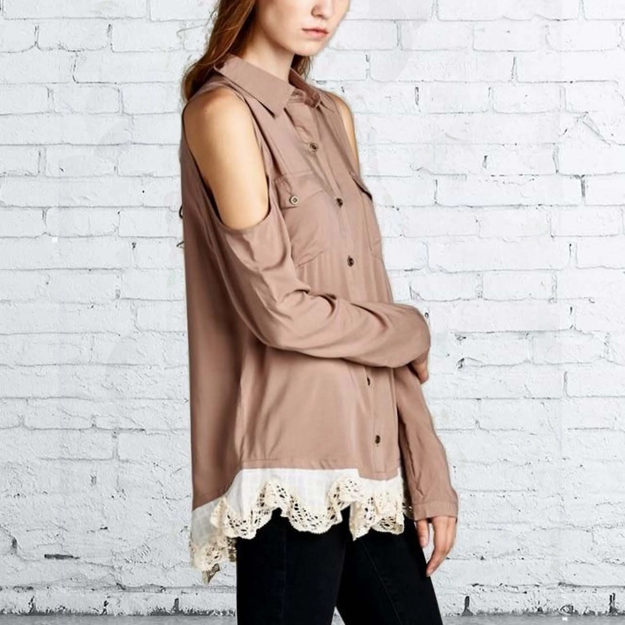 Foxly Lace Top in Timber