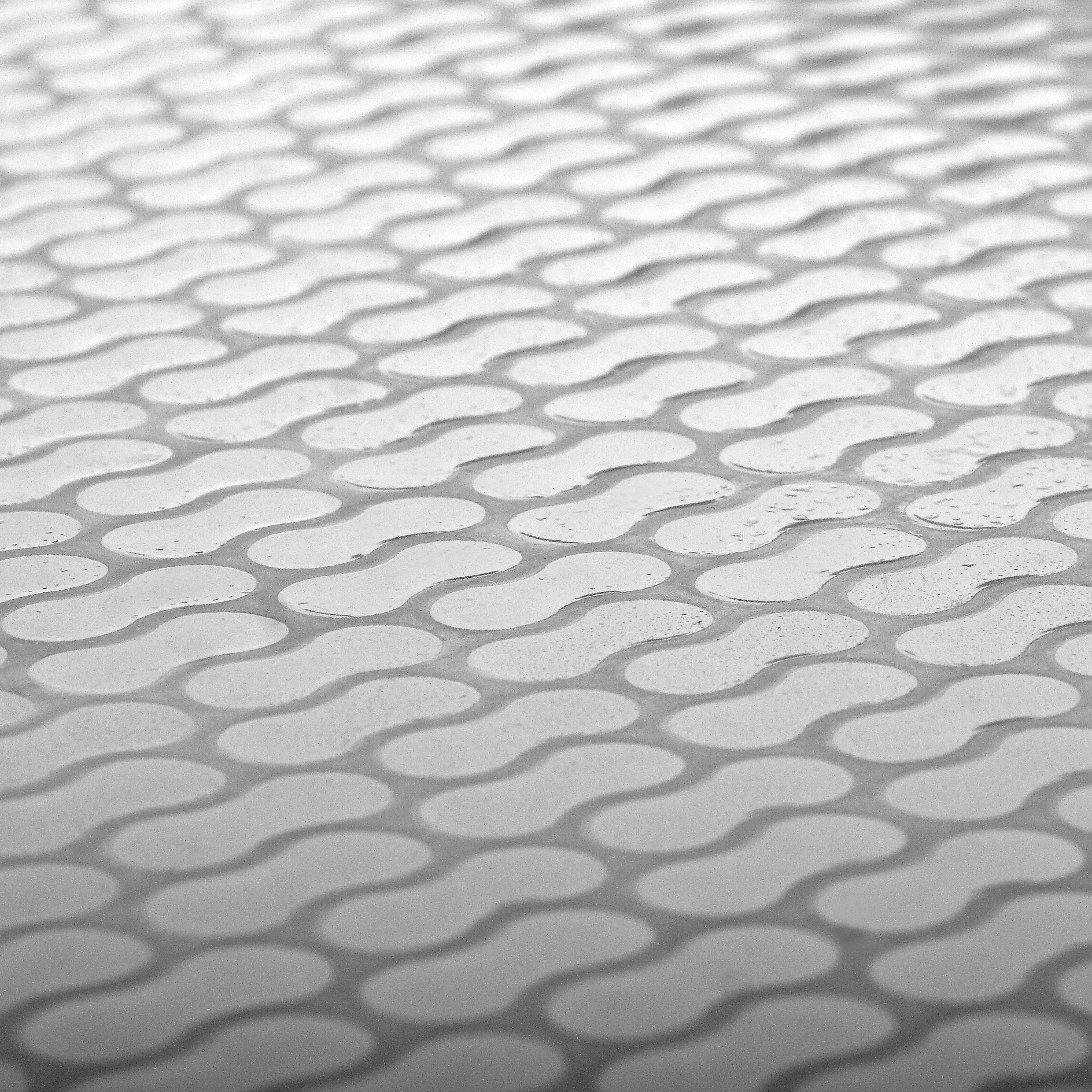 GeoBubble RaeGuard™ Heat Retaining Pool Cover