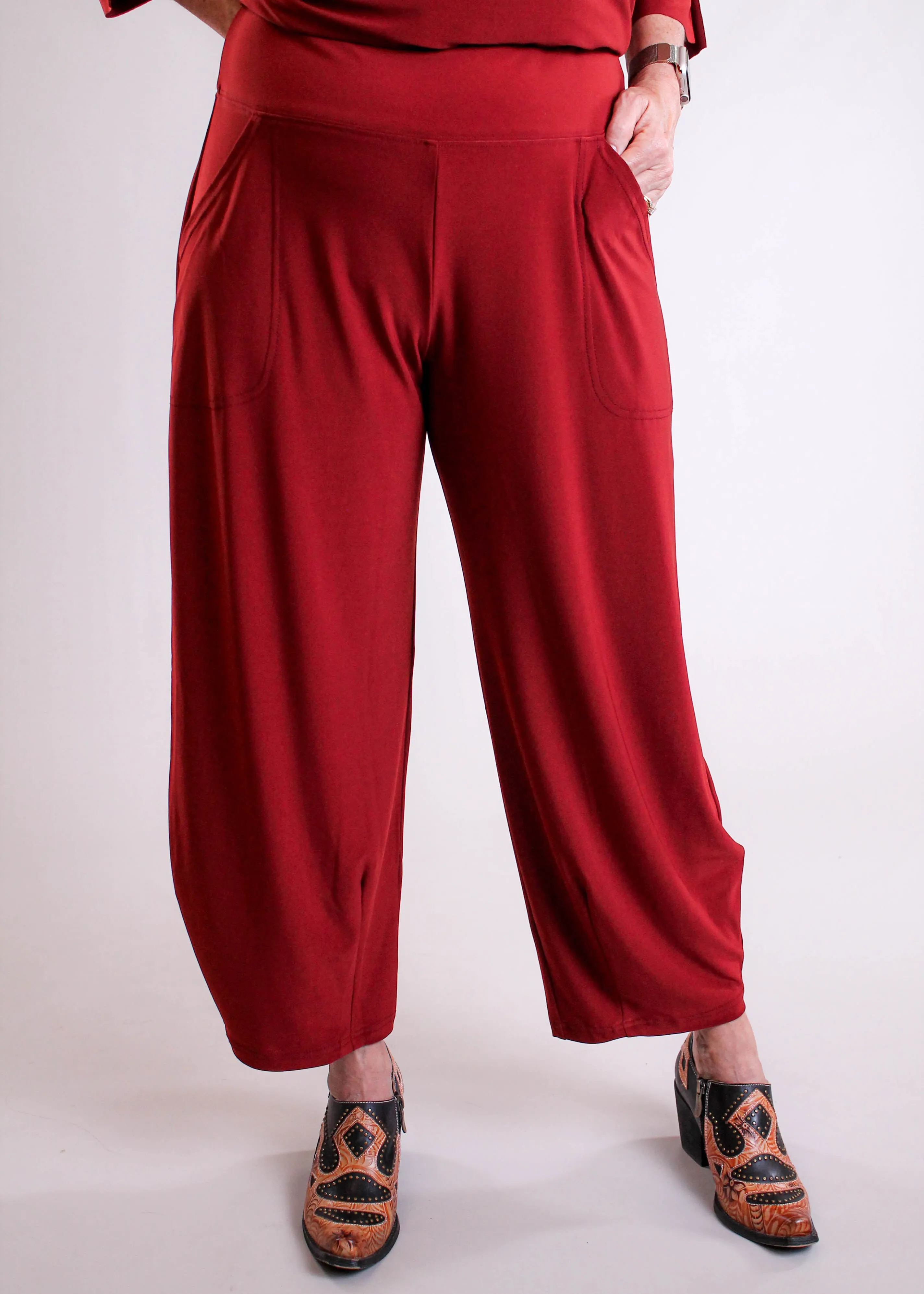 Sympli Narrow Lantern Pant